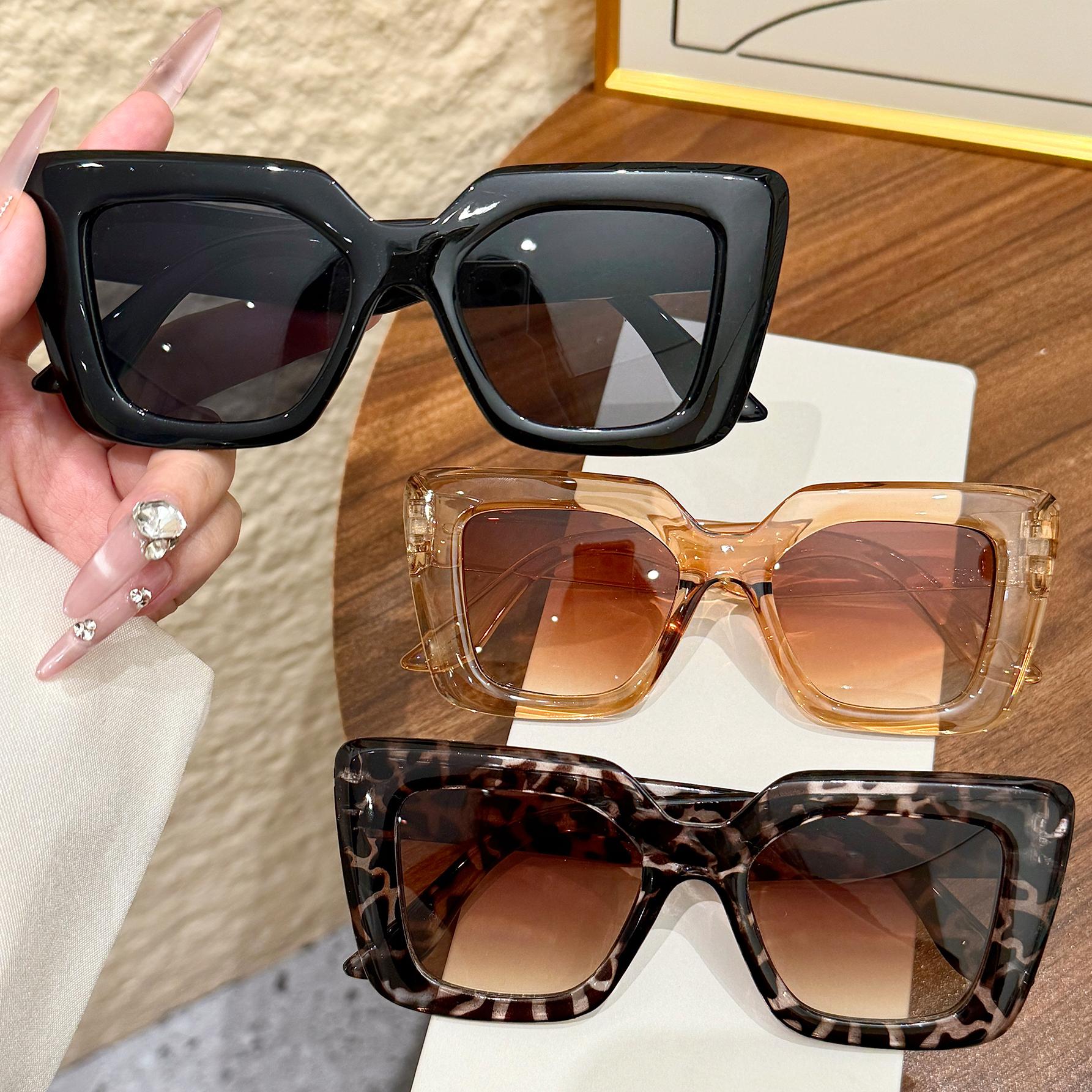 

3Pcs Oversized Square Sunglasses for Women, Simple and Stylish 2024 Fashion Retro Glasses for Women