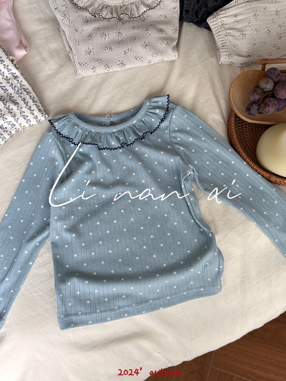 

Детский пижамный комплект с оборками на воротнике: Маленький, Средний, Большой - С длинным рукавом и плотной вязкой 120 cm