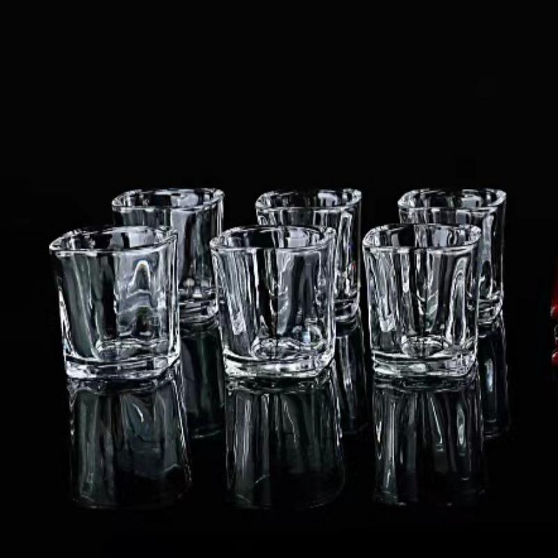 1pcs/6pcs Wine Glass Set Baijiu Cup Set Wine Dispenser Household Small Red Wine Cup Chinese Wine Cup Spirits Glasses Shot Glass