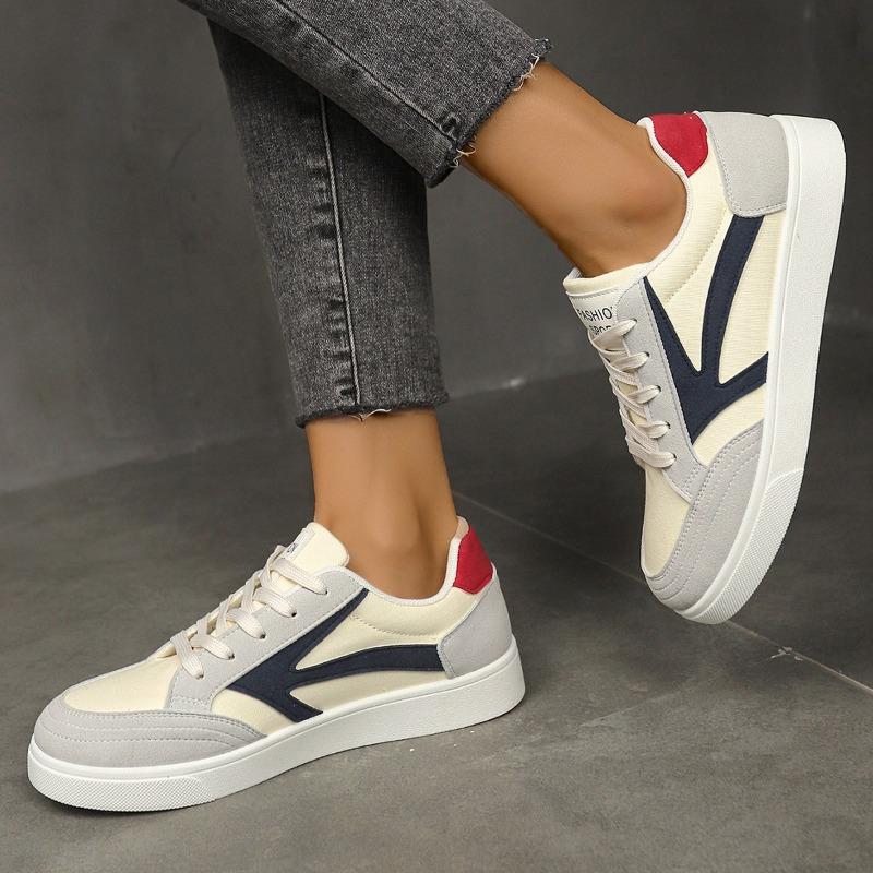 Fashion 2025 New Soft Leather Chunky Platform Sneakers Women Fashion Plus Size Trendy Bestseller Lifting Casual Sports Shoes Zapatos