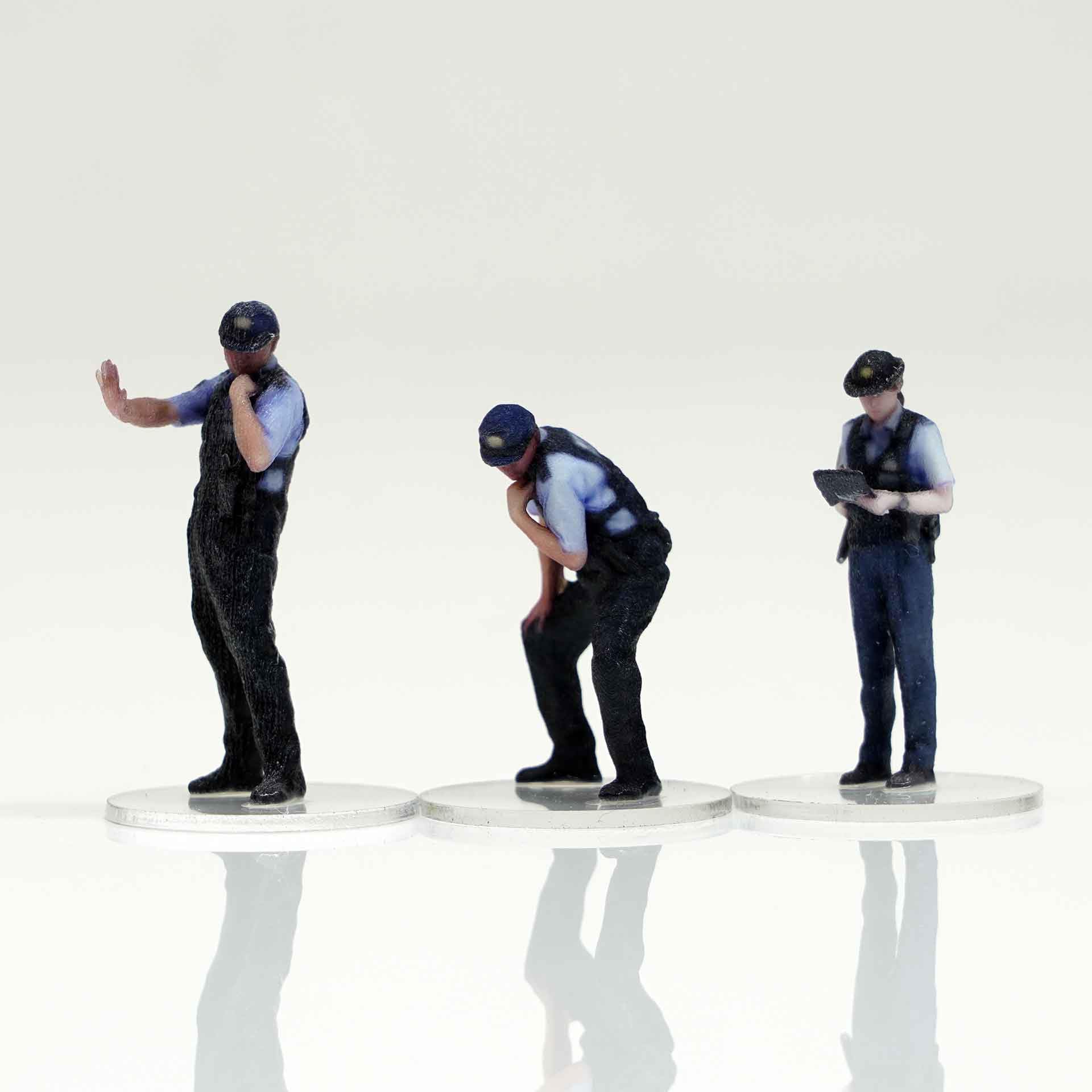 

figreal 1/64 Police Officer 004 (13) 3-figure set