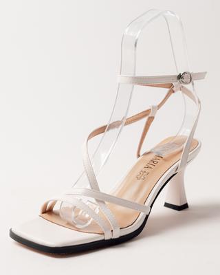 Stiletto topuklu sandalet Aifоrmaria 671142 36 beyaz deri