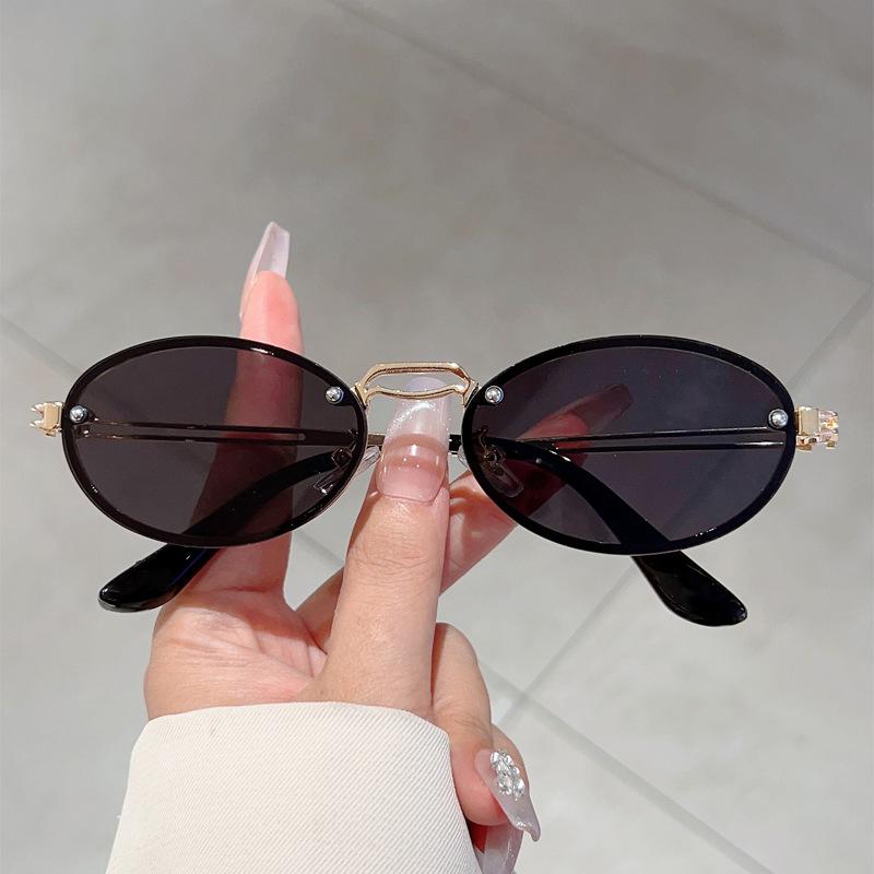Classic Trendy Hip Hop Oval Sun Glasses Glasses Ladies For Men Steampunk Luxury Designer Style Style UV400 Sun Eyeglasses Popular Pink Glasses