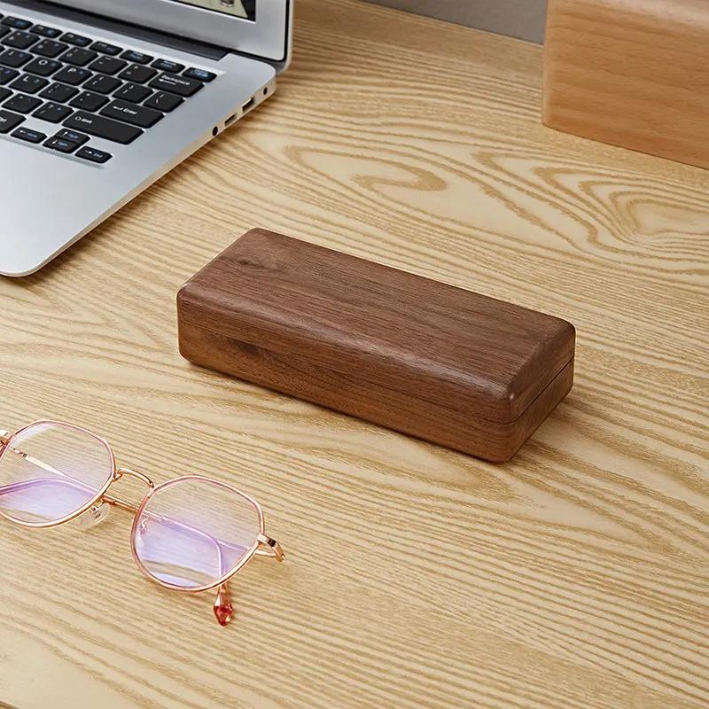 1 szt. Drewniane Etui na Okulary Kreatywne Retro Czarny Orzech Pudełko na Okulary Przenośne Mężczyźni i Kobiety Krótkowzroczność Biznesowe Pudełko do Przechowywania Okularów