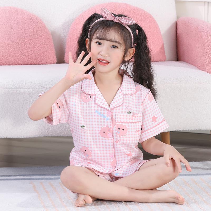 Seturi de pijama de vară din bumbac cu desene animate pentru fete - Topuri cu mânecă scurtă și pantaloni scurți pentru copii de vârstă mijlocie și mare.