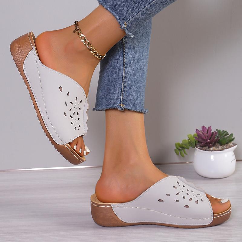 Lucyever Utskurna Platåtofflor Kvinnor Plusstorlek Mjuk Sula Casual Sandaler Kvinna Lätta Halkfria Strandflipflops 43