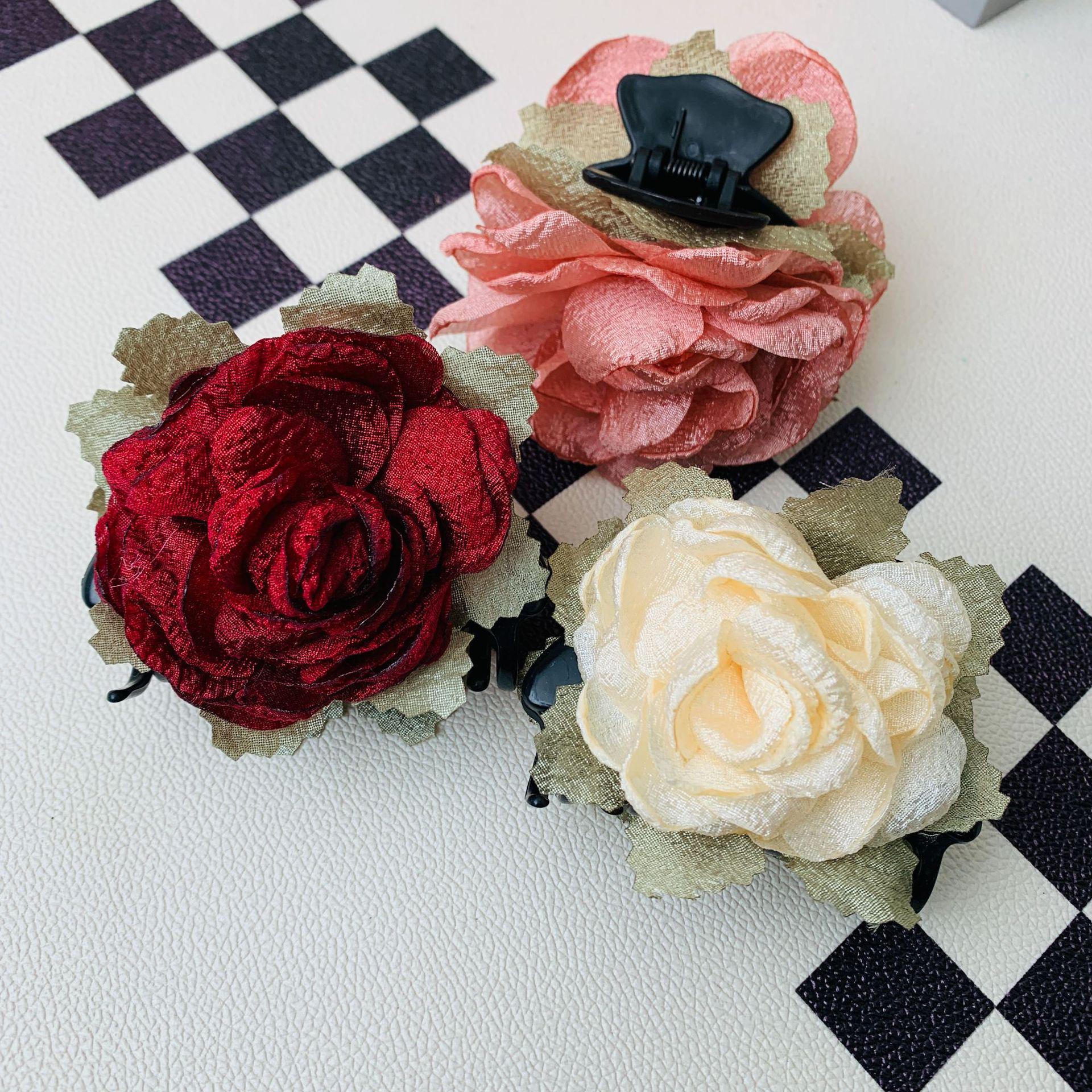 

Caro Style Rose Flower Claw Clip - European & American Women s Hair Accessory