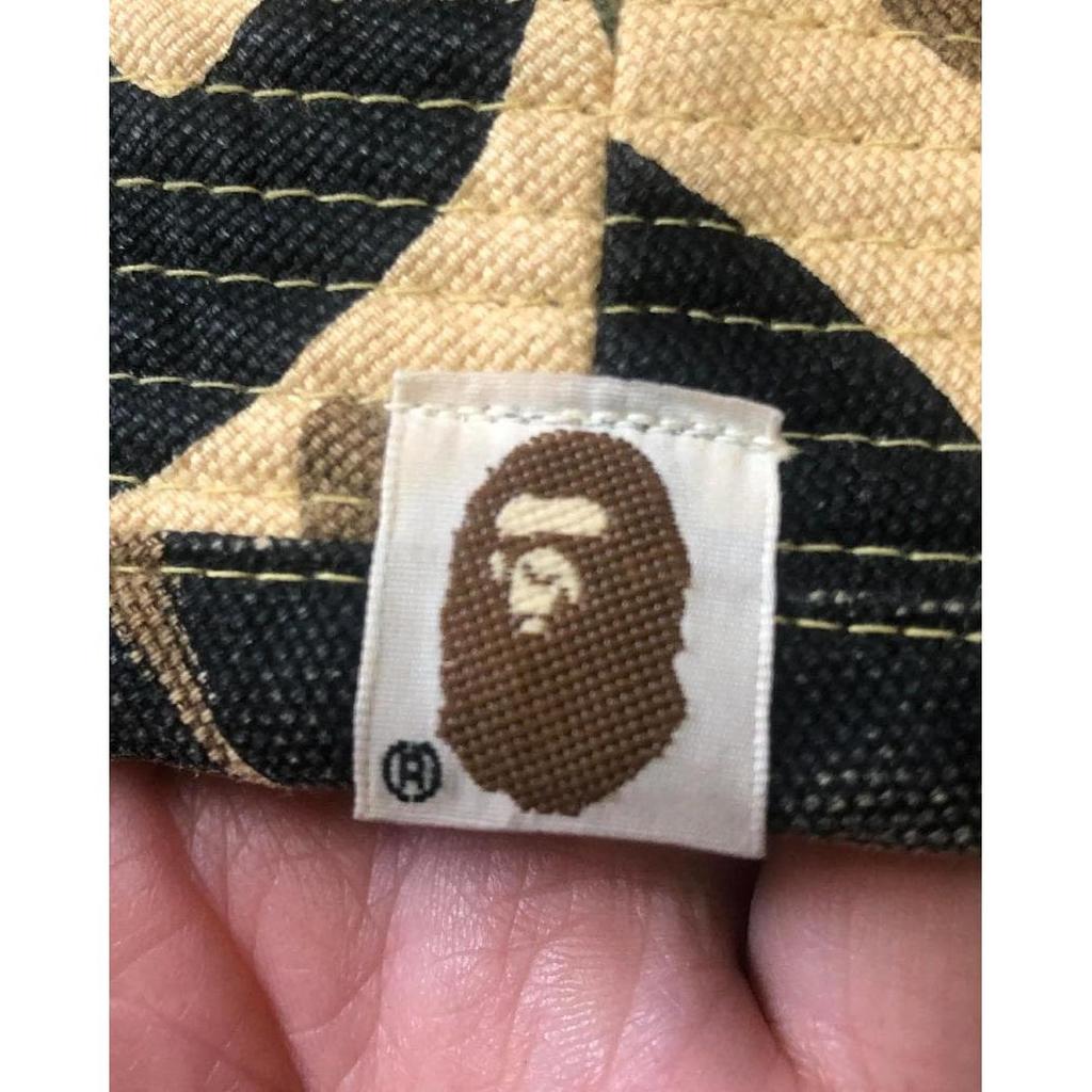 Used Ape camouflage bucket hat