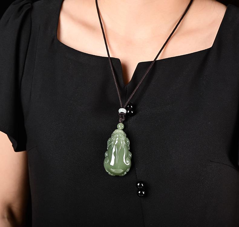 Xinjiang Hetian Jade Pixiu Pendant: Men's Green Guardian with Certificate