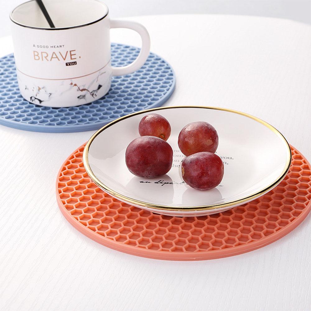 18cm Round Silicone Non-slip Heat Resistant Mat Coaster Cushion Placemat Pot Holder Kitchen Accessories