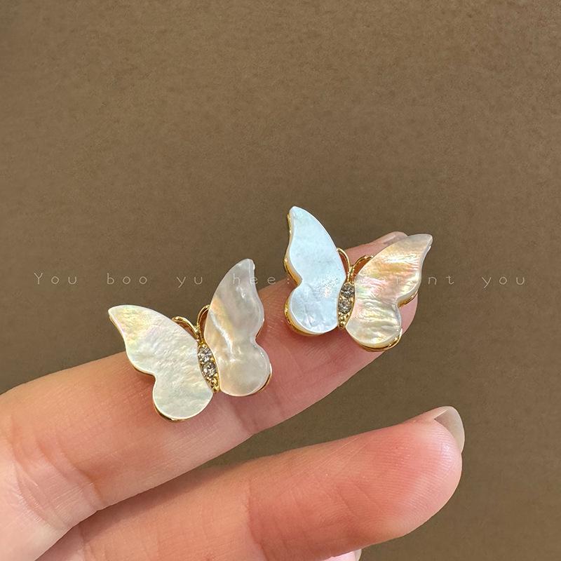 2025 Trendy Korean Micro-Inlaid Zircon Bow Earrings with S925 Silver Needle and Pearl for Women
