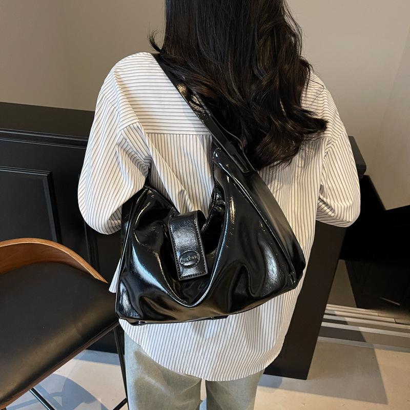 

Повседневная сумка для поездок на работу и обратно, вместительная женская модная универсальная сумка-мессенджер, популярная рабочая сумка-тоут чёрный