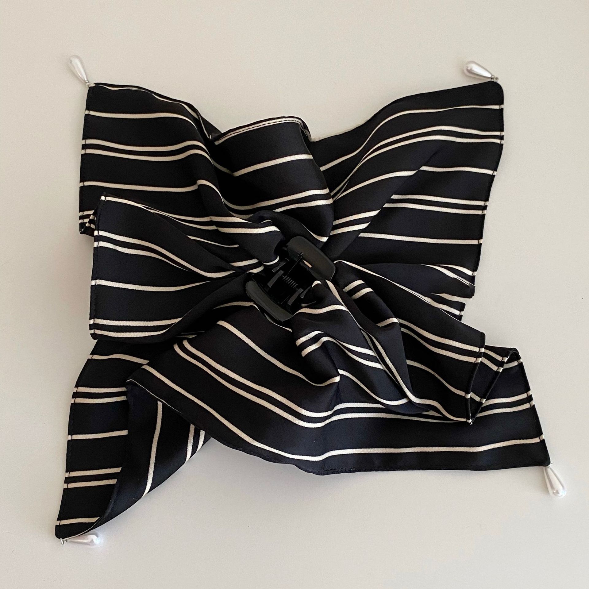 

Акриловая ткань капля воды клетка квадратный шарф заколка нишевая мода универсальный зажим Гонконгский стиль ретро аксессуары для волос женские