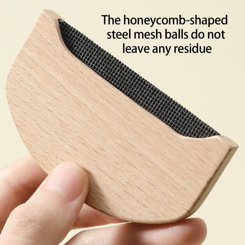 2Pcs Wooden Sweater Clothes Shaver Fabric Clothes Sweater Lint Removers Manual Portable Wooden Lint Trimmer Comb Shaver