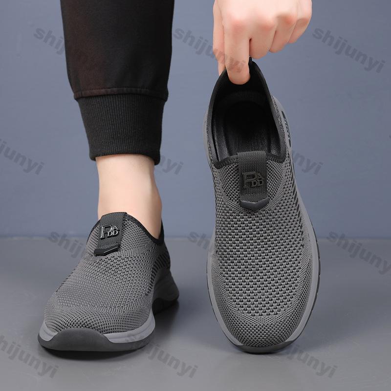 Men Sneakers 2026 Summer New Fly Weave Outdoor Mesh Breathable Vintage Casual Shoes Ightweight Comfortable Fashion Slip on Flats