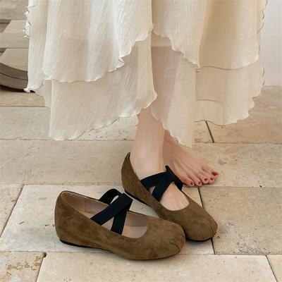 Retro Square Head Inner Height Increase Shallow Mouth Flat-soled Single Shoes Women's Summer 2025 New Versatile Skirt Soft-soled Mary Jane Shoes