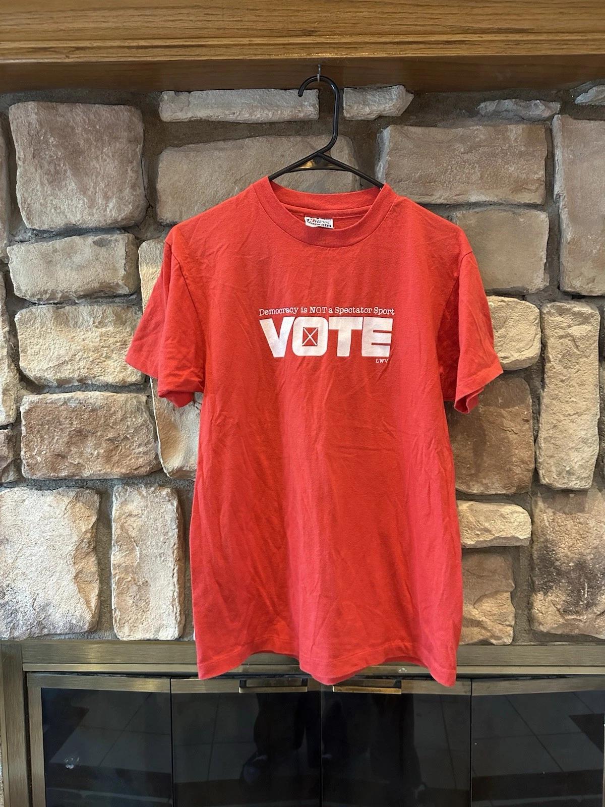 VTG 80s VOTE Democracy Single Stitch T Shirt Election America Politics USA Red L XL