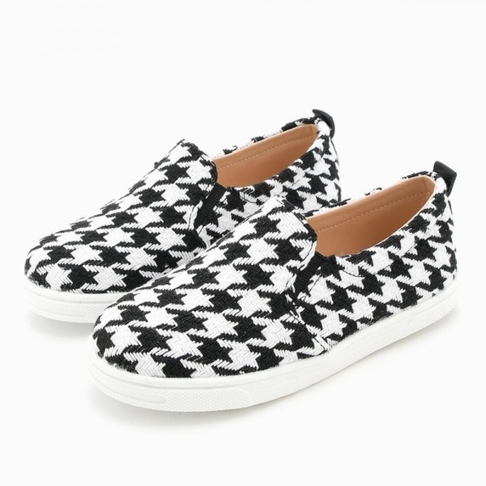 Levisfoot Pudi Hound Girls Boys Kids Junior Slip On