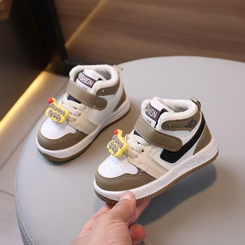 Осень/Зима 2025 Унисекс Мальчишеская Мягкая Подошва Ходунки Нескользящая Спортивная Обувь Size 20, Inner Length 13.5CM