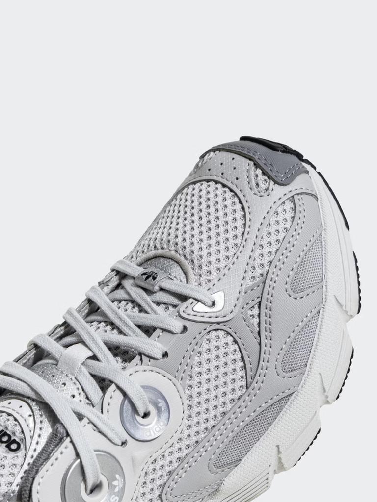 Adidas "Bagel Shoes" - Adidas ASTIR Platform Shoes with Thick Sole and Mesh Upper - Adidas Trifolia JP6353