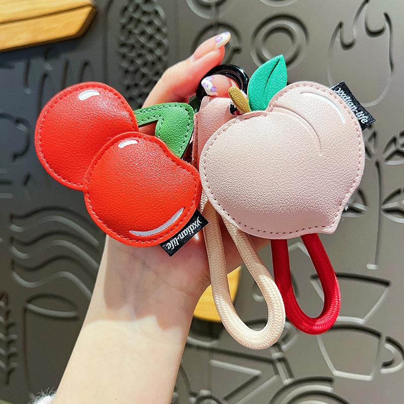 Creative Leather Fruit Keychain Cartoon Peach Lemon Cherry Keychain Pendant Exquisite Bags Hanging Accessories Girls Gifts