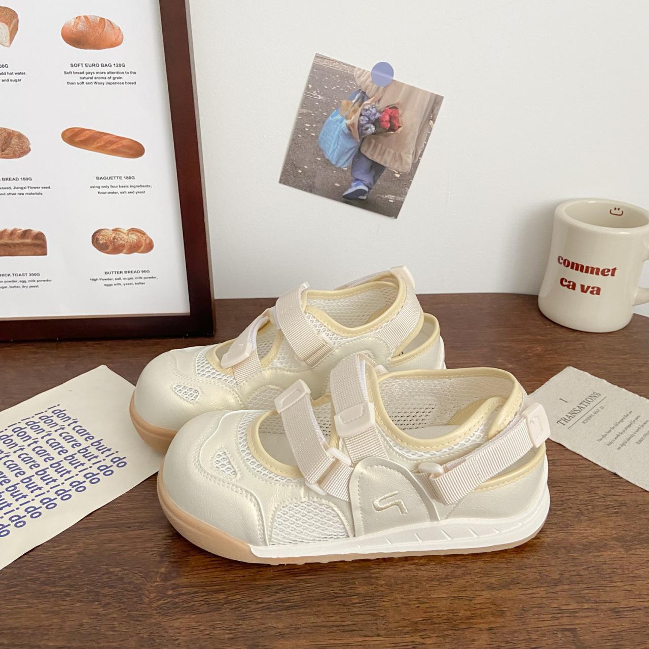 

Ugly cute big head Velcro hollow German training shoes women s 2025 new comfortable and breathable versatile casual sports sandals 40 светло-желтого