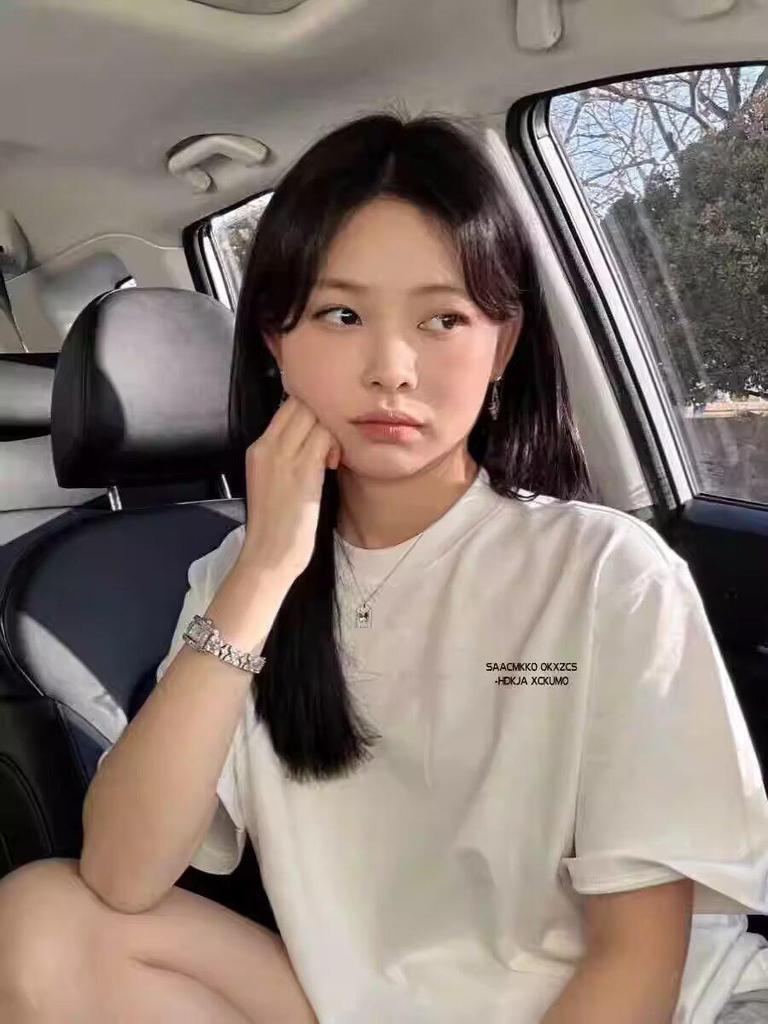 Women's European Style Multicolor Oversized Retro Short-Sleeve T-Shirt