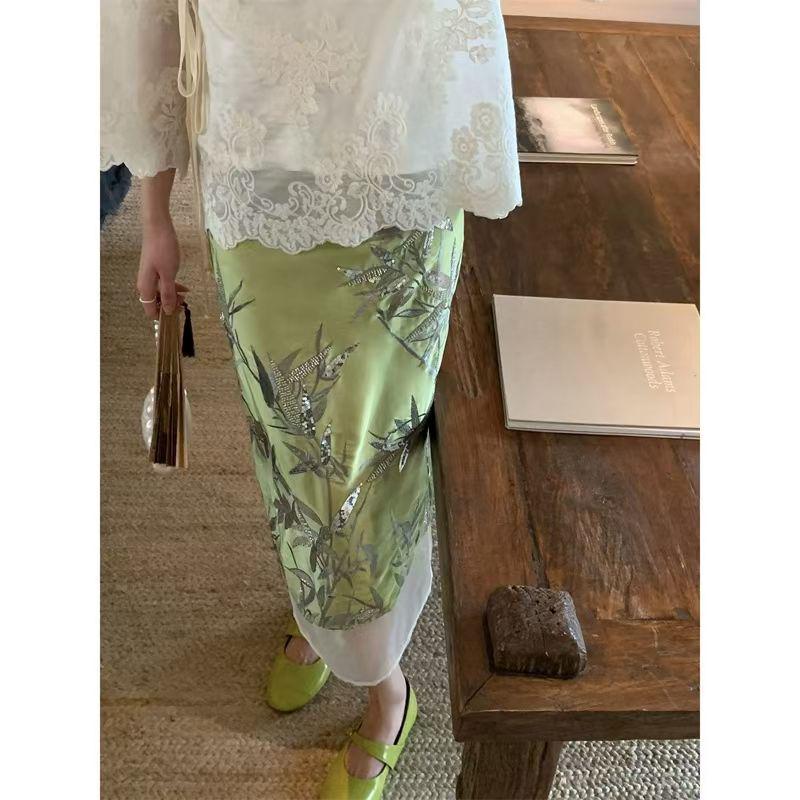 Trendy Chinese Style Tang Suit Set: Thickened Two-Piece Skirt & Jacket for Autumn/Winter