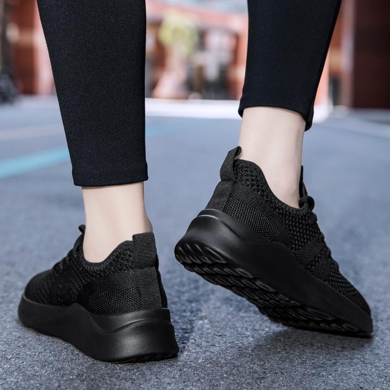 Damyuan Breathable Mesh Running Shoes Slip On Walking Sports Sneakers For Men New Arrivals Tenis Men Shoes Male Light Sneakers