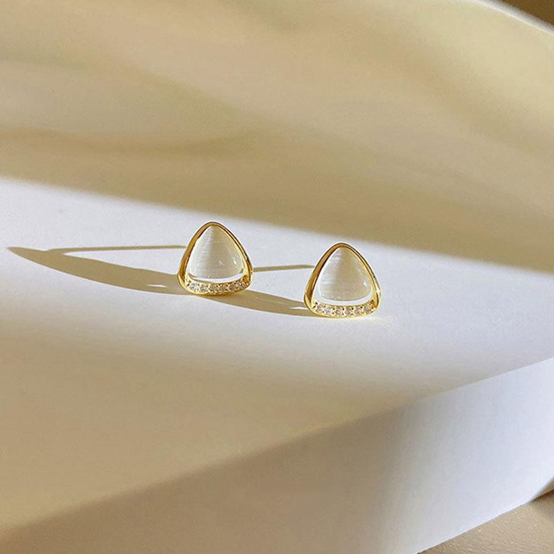 Korean Version Basic Simple Triangle Cat Eye Stud Earrings New Trendy Spring and Summer Versatile