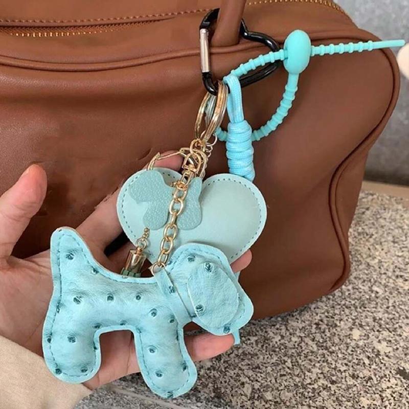 Cute Car Key Chain PU Leather Dog Heart Puppy Car Key Chain Creative Gift Bag Pendant Ornament