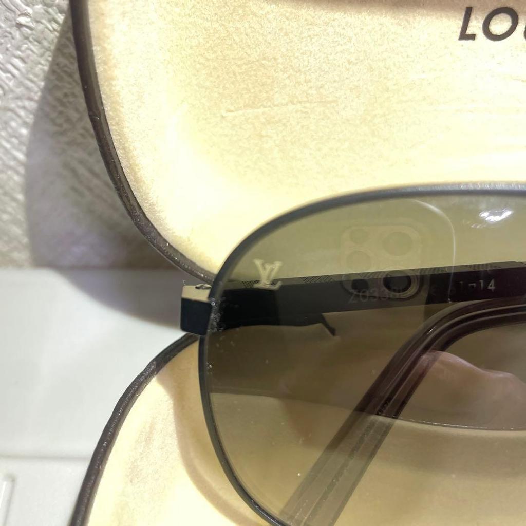 Used Louis Vuitton Sunglasses Pilot