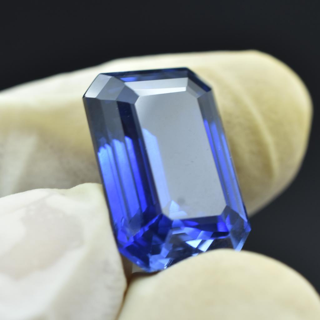 Natural Blue Tanzanite Loose Gemstone 17.20 Ct Emerald Cut for Jewelry Making and Gem Collections