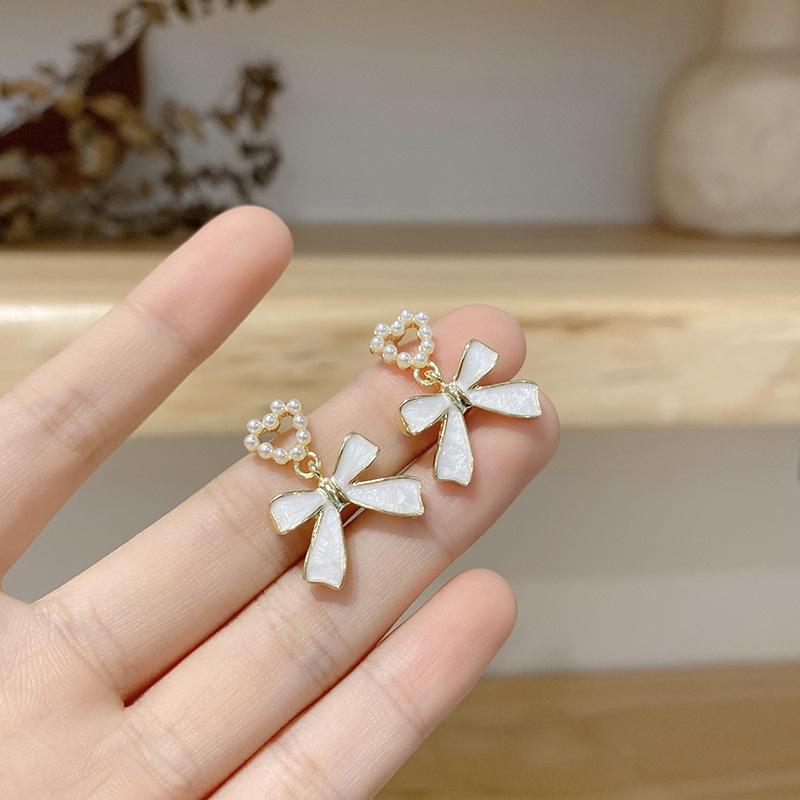 Cute Sweet Mini Beads Heart Enamel Oil Bow Drop Earrings for Women Wedding Party Romantic Elegant Fashion Jewelry Girls Gift