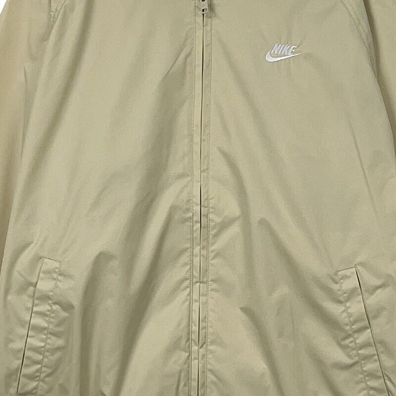 Nike Men's Loose Fit Outdoor Sportswear Jacket