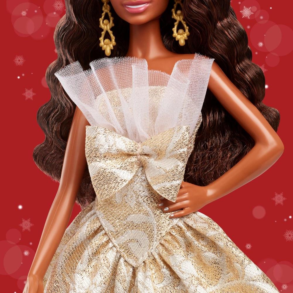 Barbie Holiday Wave Hair Signature Doll JBH96 Dress-up Playset for Ages 6 and Up Gold