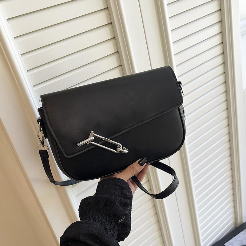 Premium Bag Women's Spring New Commuter Armpit Bag Fashionable Simple Niche Design Shoulder Messenger Bag