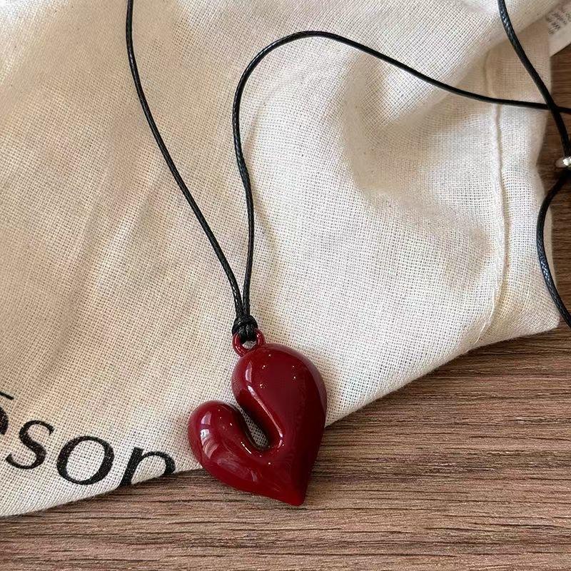 Y2K Dopamine Love Heart Shape Pendant Necklace for Women Personality CCB Clavicle Chain Fashion Jewelry Accessories Party Gifts