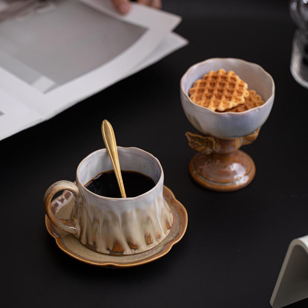 French Retro Ceramic Coffee Cup and Saucer Set with Ice Cream Bowl and Creative Leaf Design