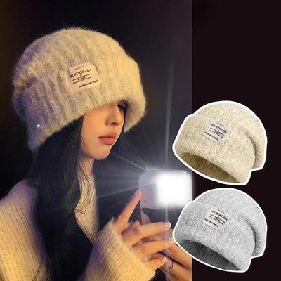 Casual Solid Color Winter Beanie Ear Protection Letter Label Pullover Hat Knitting Keep Warm Warm Hat Women's Fashion