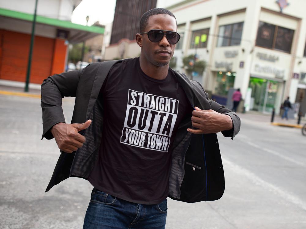 ПРЯМО ИЗ «ВАШЕГО ГОРОДА» - ПЕРСОНАЛИЗИРОВАННАЯ ФУТБОЛКА (Город NWA не Комптон Любовь Рэп) Футболка Unisex XL