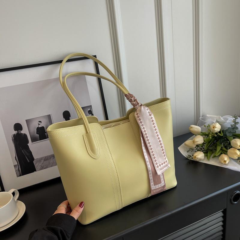 Large-capacity Bag Women's New Portable Shoulder Solid Color Premium Portable Commuting Versatile Free Silk Scarf Tote Bag