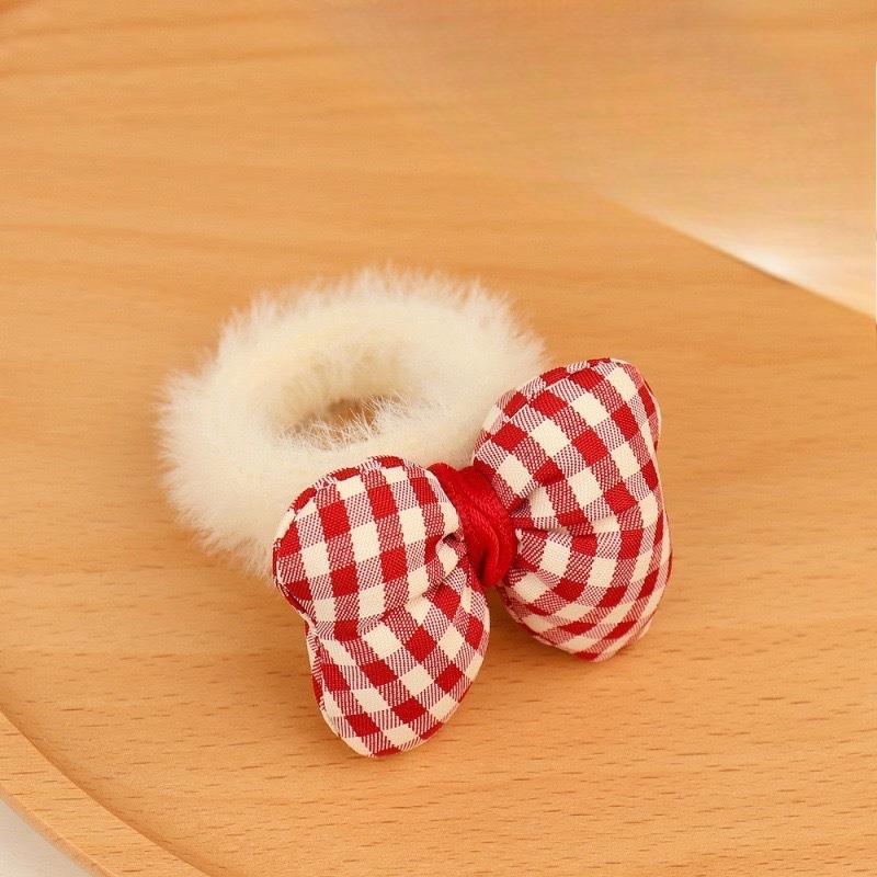 Czerwona Kokarda w KropkiMaszynka do WłosówUrocza i DziewczęcaKlamra na Grzywkę Klips BB Klips BocznyAkcesorium do Włosów