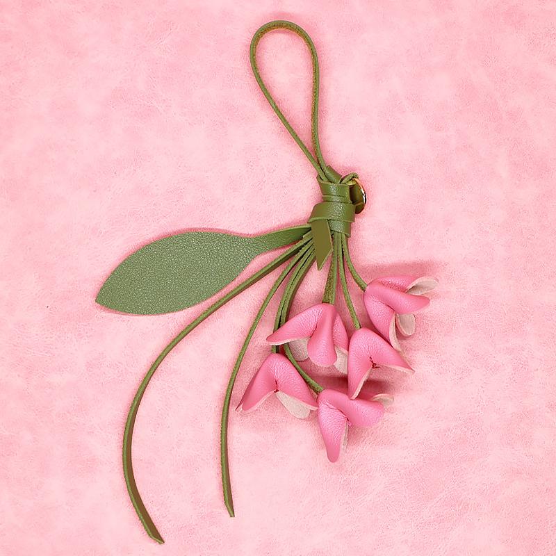 1PC Keychains Bag Charms Ornament Exquisite Mobile Phone Pendants High-End Osmanthus Shape Fashion Floral Shape Elegant Multicolor