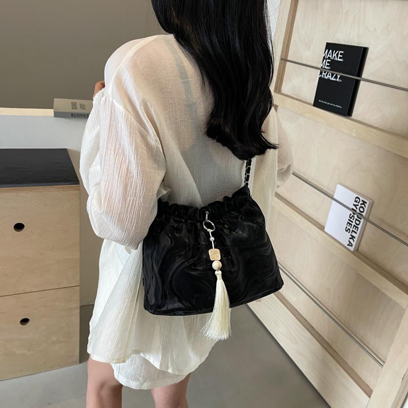 Neuer chinesischer Stil Chinesischer Stil Eimertasche neue Sommer Pendeltasche Kettenträger Umhängetasche Schultertasche