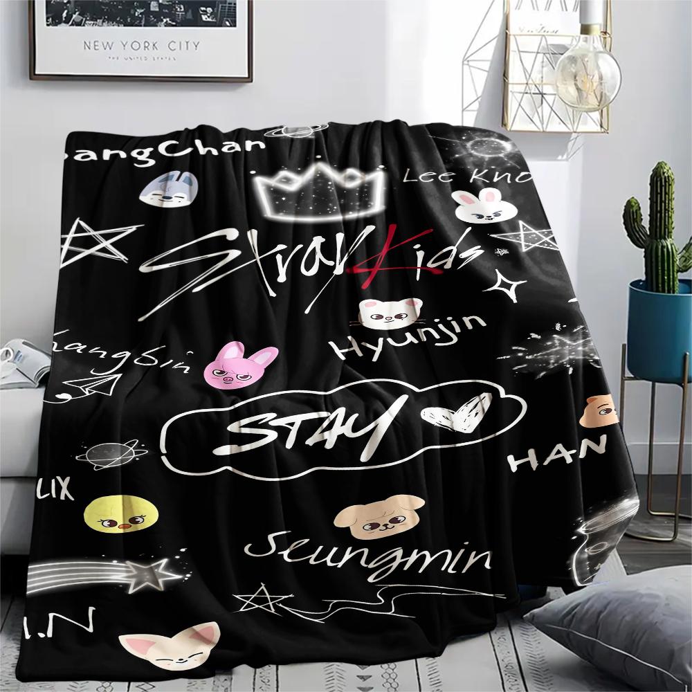 1 STKS SKZ Print Flanellen Deken, Hoge Kwaliteit Alle Seizoenen, Woondecoratie, Warmte en Comfort, Perfect voor Kerstcadeaus