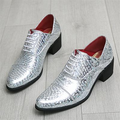 Britischer Designer Trend Neue Herren Spitz Gold Silber Blau Leder Aufzugsschuhe für Herren Luxus Hochzeit Abschlussball Homecoming Schuhe