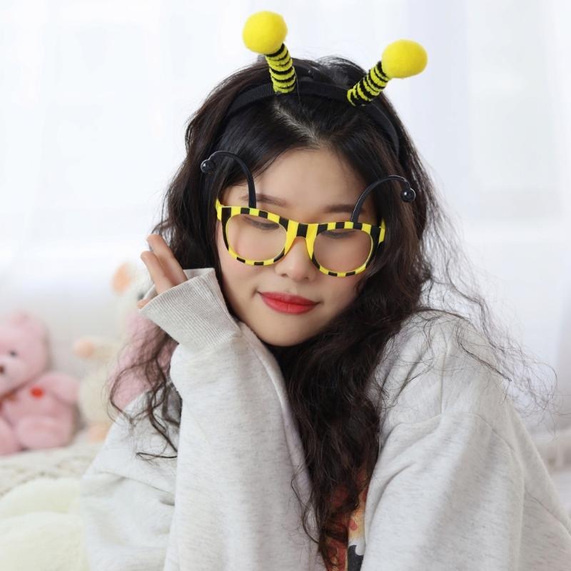 Halloween Eyeglasses Novelty Fun Plastic Decorative Glasses Cosplays Halloween Party Decor Favor Supplies for Kid Adult