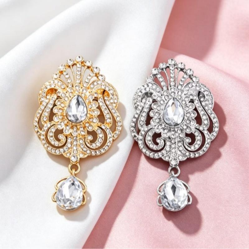 Vintage Rhinestone Brooch Unique Teardrop Crystal Hollow Design Delicate Alloy Ornament for Wedding Anniversary Gift