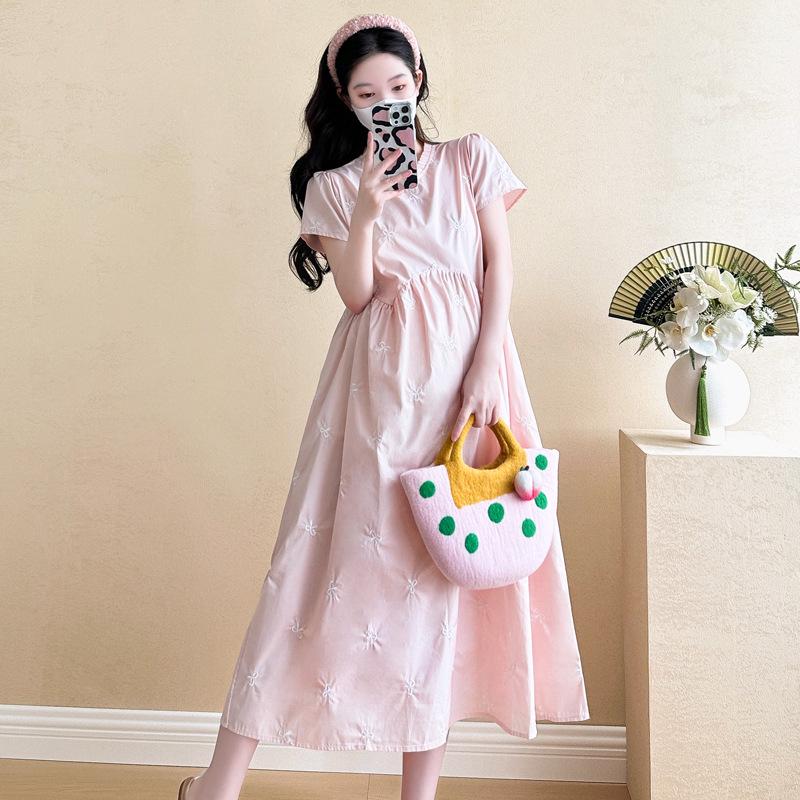 

2026 Summer Chic Maternity Wear: Fashionable Loose Embroidered Dress for Stylish Moms 2XL рожевий